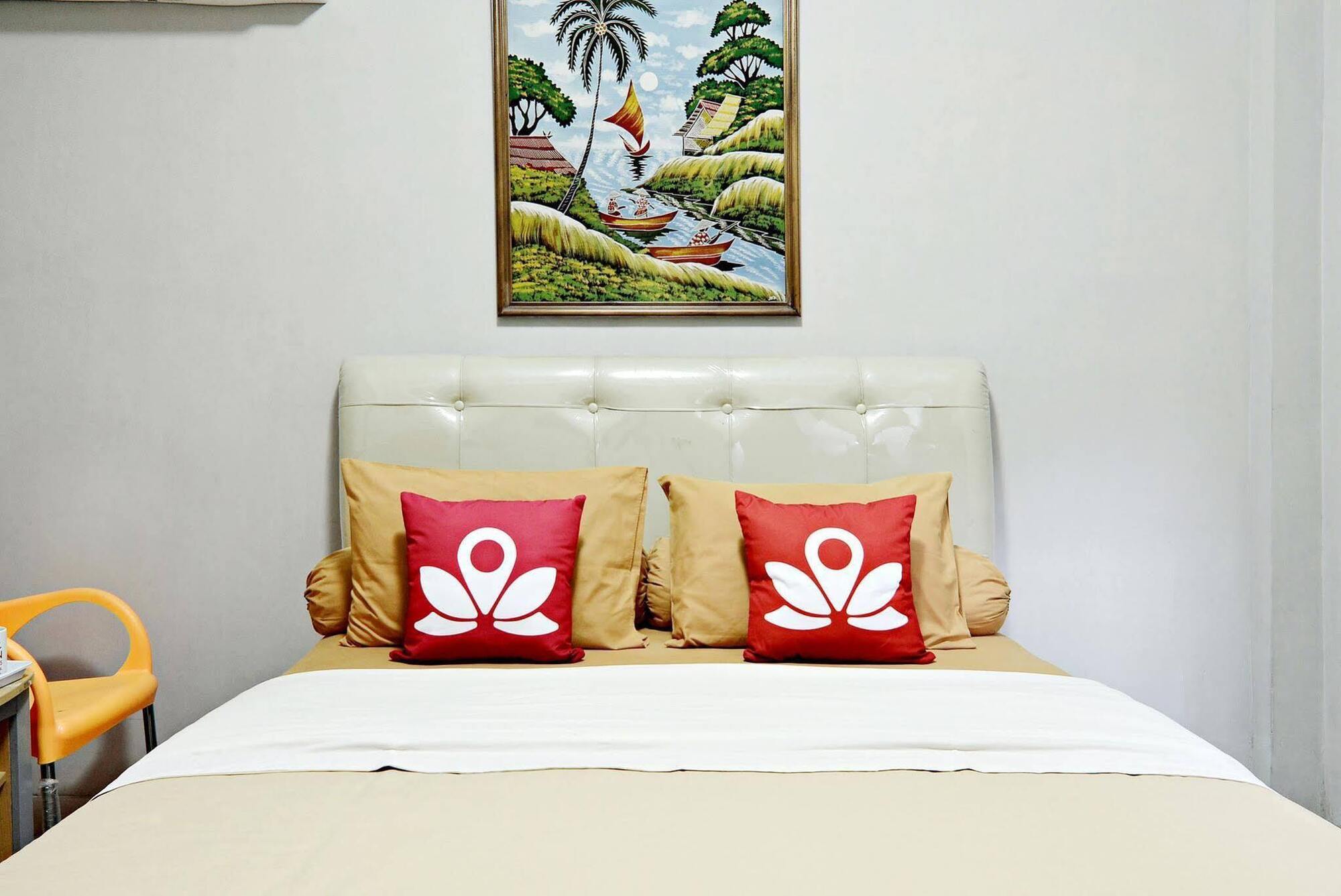 Zen Rooms Sabana Urip Sumoharjo Джокякарта Екстериор снимка
